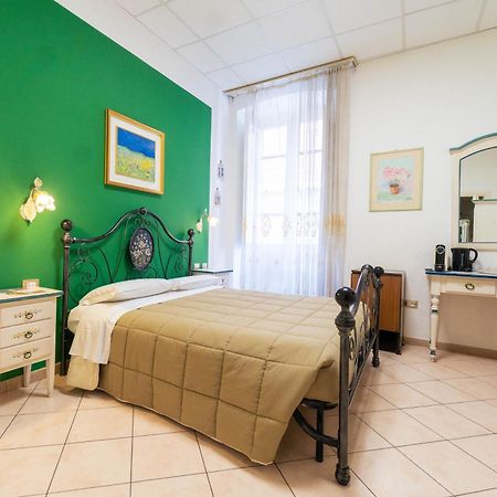 Le Tre Stelle Hotel Cagliari Kültér fotó
