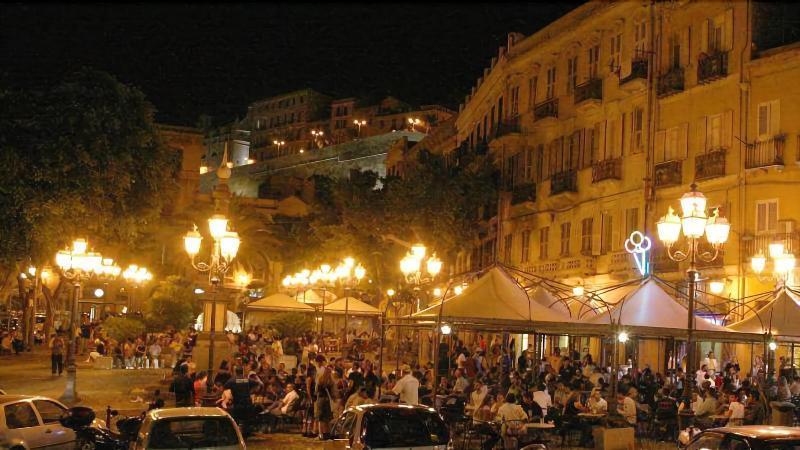 Le Tre Stelle Hotel Cagliari Kültér fotó