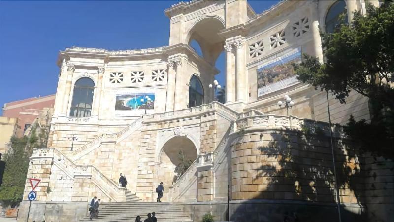 Le Tre Stelle Hotel Cagliari Kültér fotó