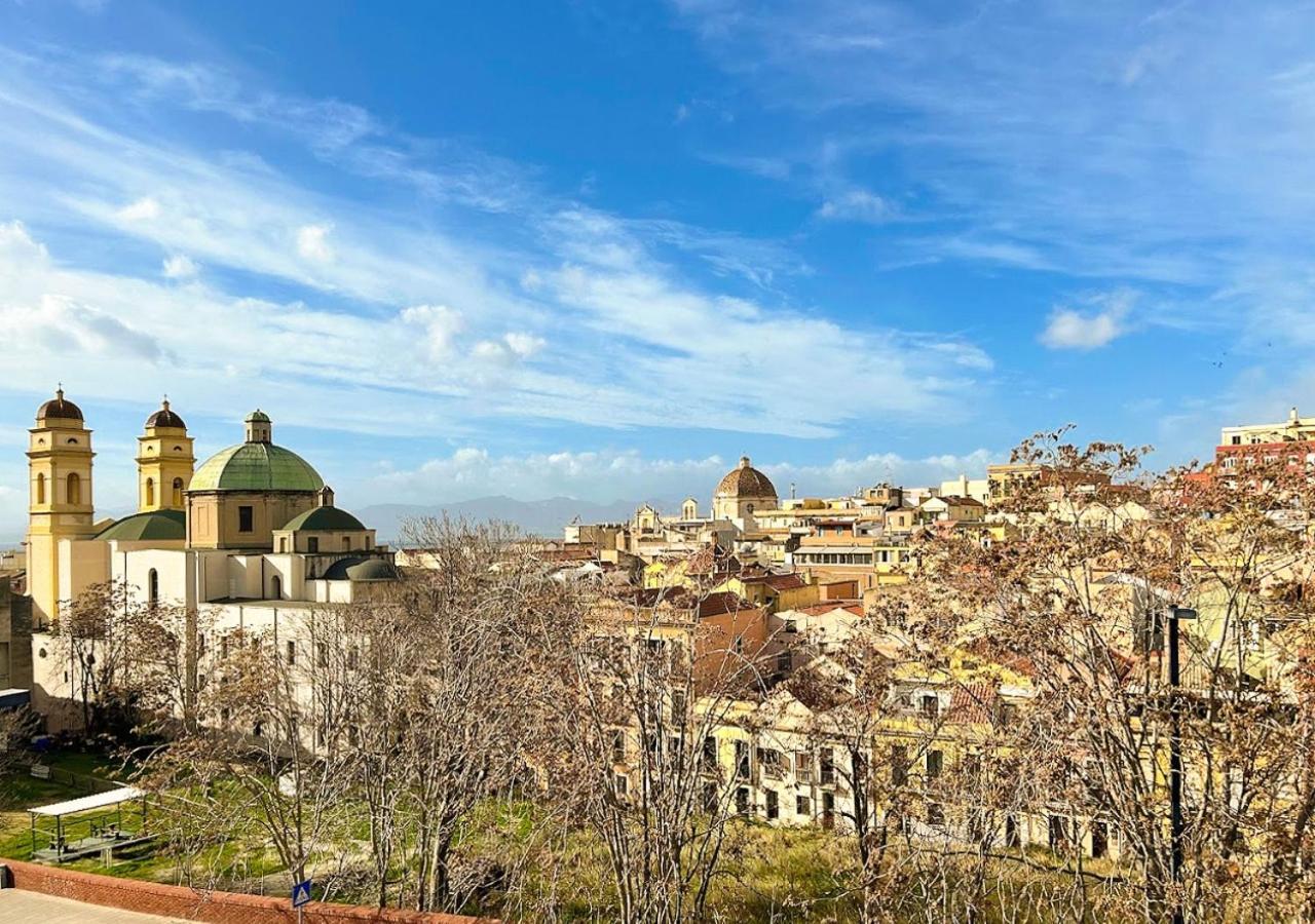 Le Tre Stelle Hotel Cagliari Kültér fotó