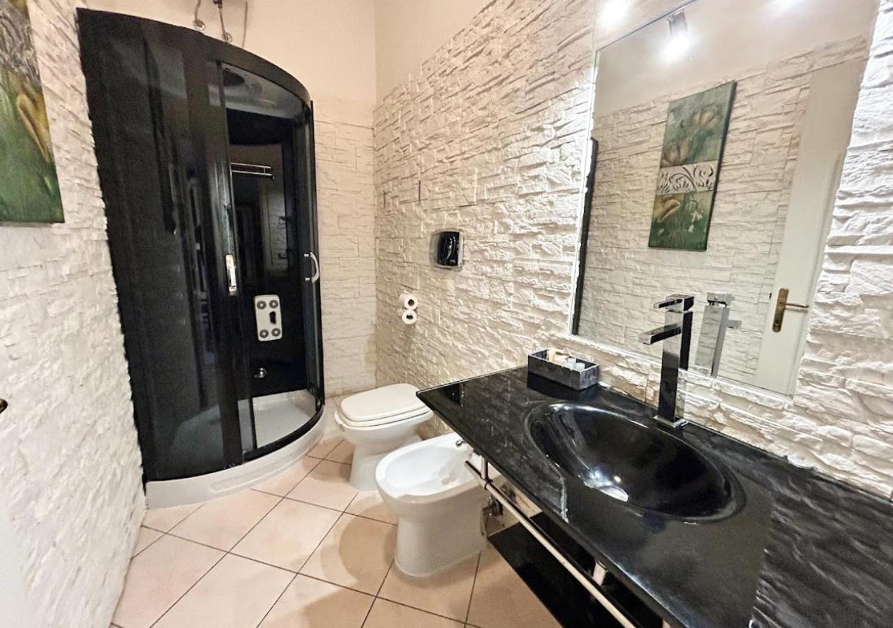 Le Tre Stelle Hotel Cagliari Kültér fotó